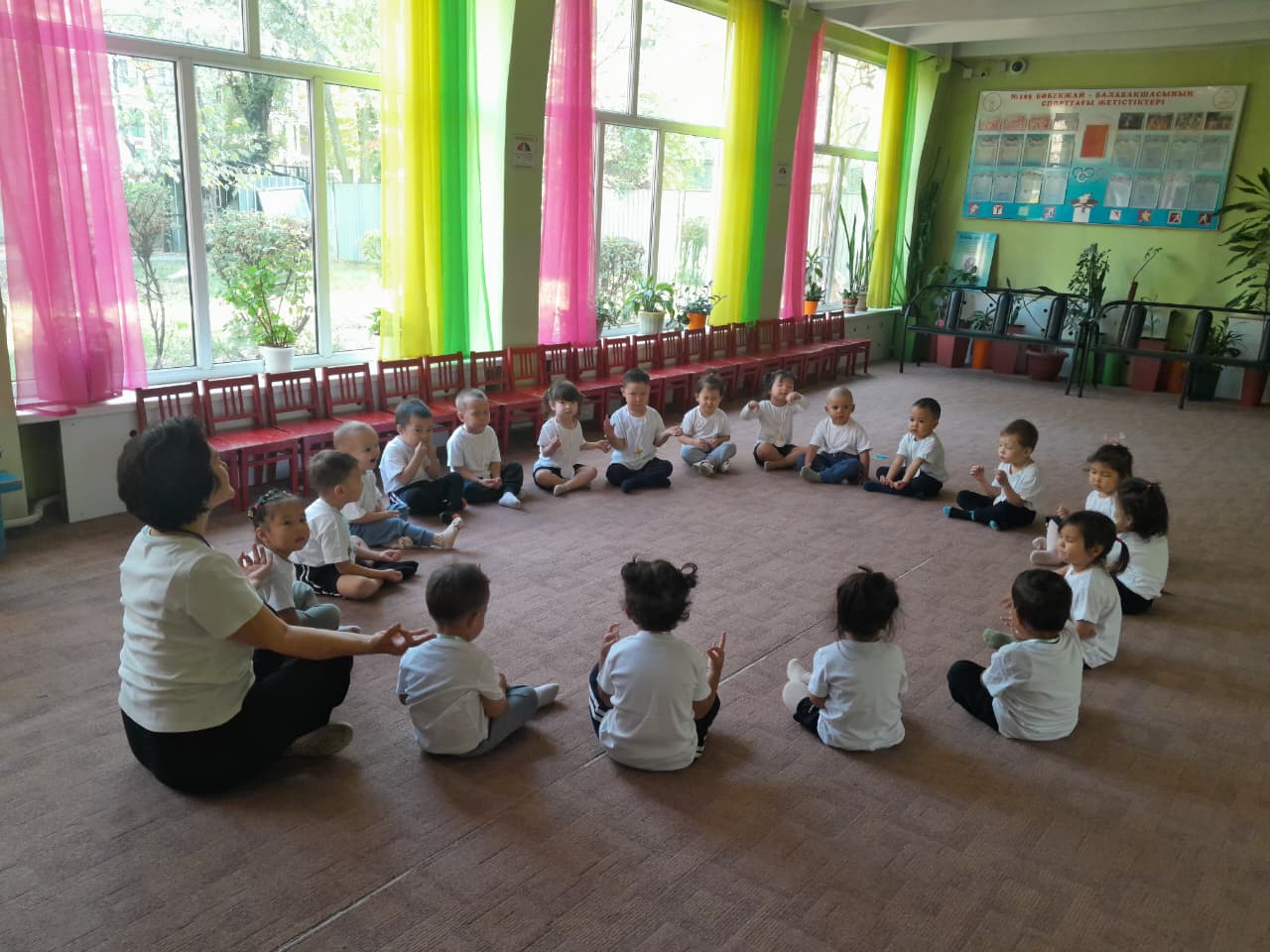 Дене-тәрбие  сауық кештері:»Жас батырлар»